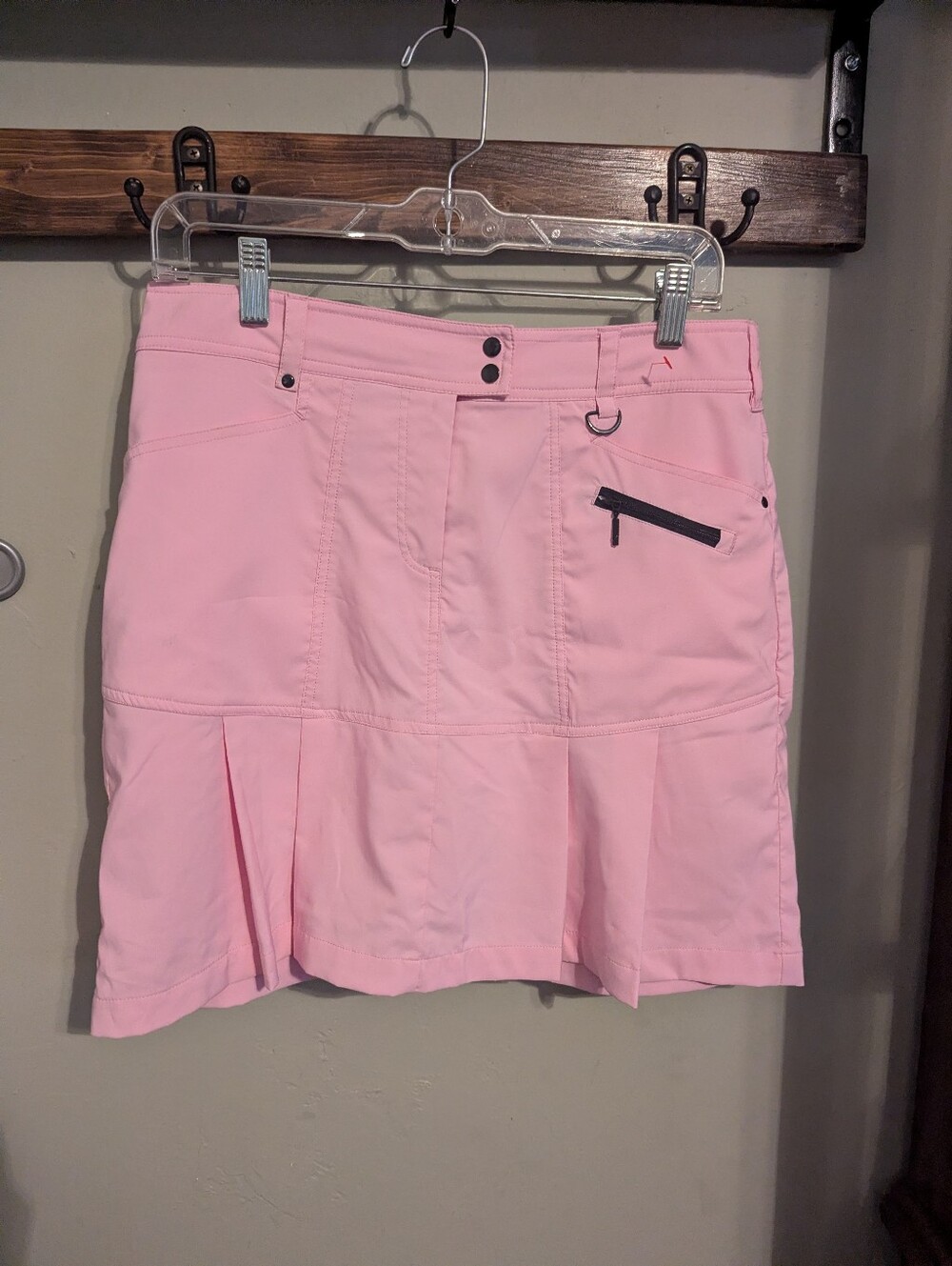 GG Blue Luxe Sport Pink Pleated Skort Size 8